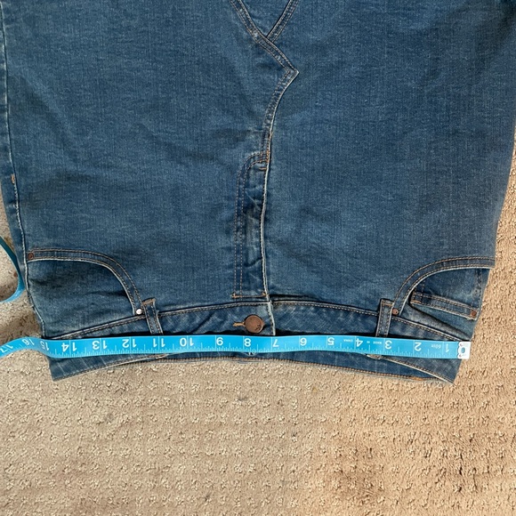 💃🏻3/$35 Jean Mini Skirt - Picture 3 of 4